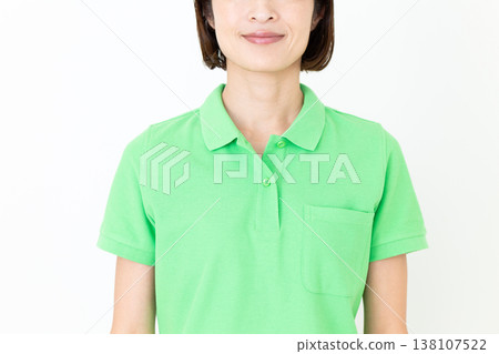 中年女性認證護理員 中年女性認證護理員 138107522