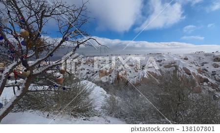 土耳其卡帕多奇亞的雪景 138107801
