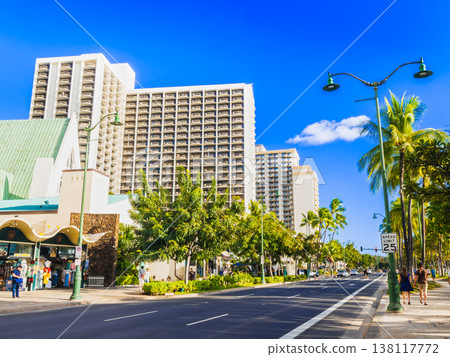 卡拉卡瓦大道 (Kalakaua Avenue),夏威夷威基基的主要街道 卡拉卡瓦大道 (Kalakaua Avenue),夏威夷威基基的主要街道 138117772