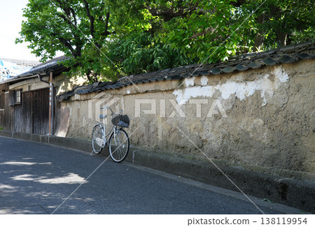 Alley Alley 138119954