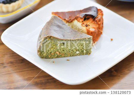 matcha basque cheesecake or matcha burnt basque cheesecake , matcha burnt cheesecake or basque cheesecake 138120073
