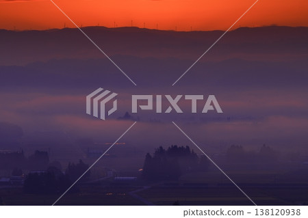 The city in the morning, shrouded in fog The city in the morning, shrouded in fog 138120938