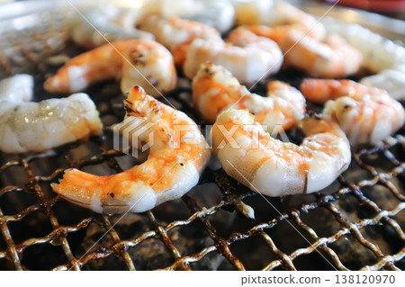 grilled shrimp , grilled prawn in the oven or Korean barbecue grilled shrimp , grilled prawn in the oven or Korean barbecue 138120970