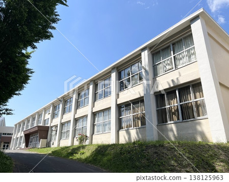 school building school building 138125963