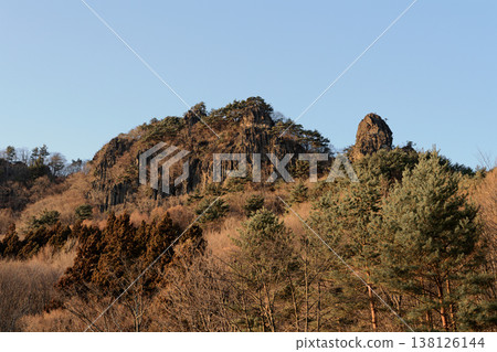 靈山 138126144
