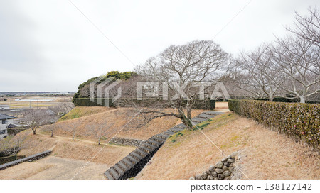 Yokosuka Castle Ruins Yokosuka Castle Ruins 138127142