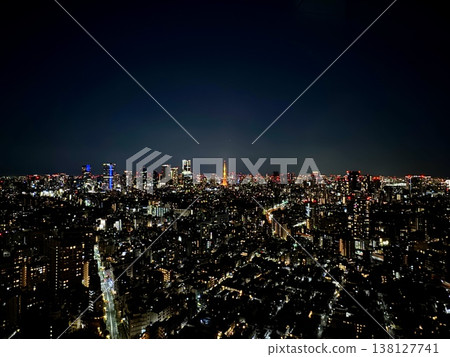 從塔樓上看到的市中心夜景 從塔樓上看到的市中心夜景 138127741