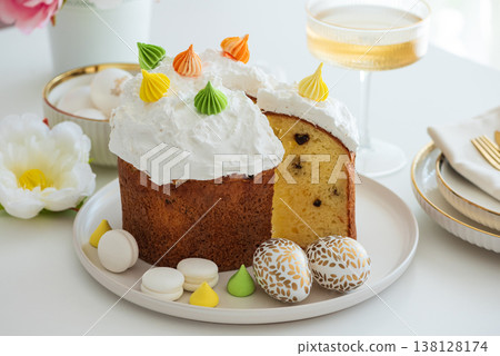 Traditional Easter Cake with Eggs. Festive Holiday Dessert 138128174