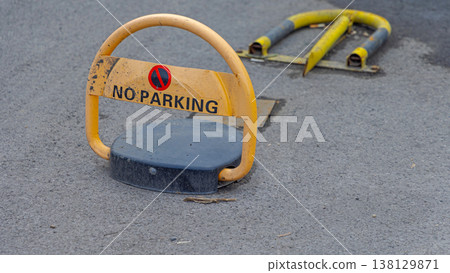 Remote Controlled Parking Barrier Remote Controlled Parking Barrier 138129871