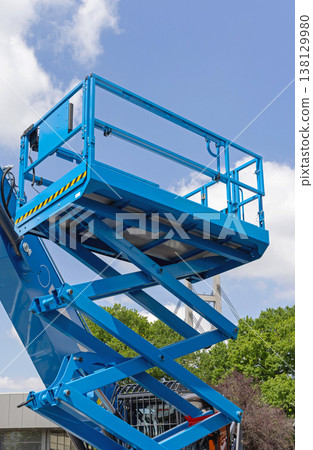 Aerial Platform Scissor Lift 138129980