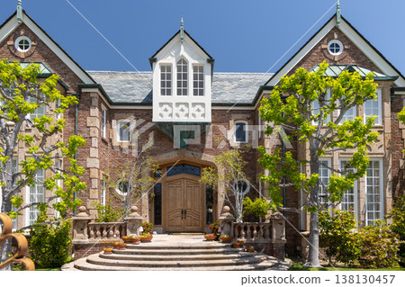 Suburban street with houses in the Los Angeles area 138130457