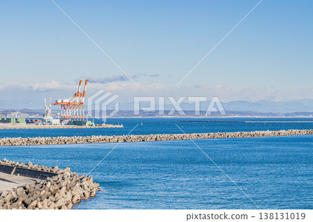 A view of Omaezaki Port in Omaezaki City (Shizuoka Prefecture) A view of Omaezaki Port in Omaezaki City (Shizuoka Prefecture) 138131019