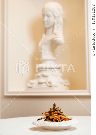 Refined Culinary Presentation Featuring Creamy Tagliatelle Amidst Artistic And Heritage Surroundings Refined Culinary Presentation Featuring Creamy Tagliatelle Amidst Artistic And Heritage Surroundings 138131298