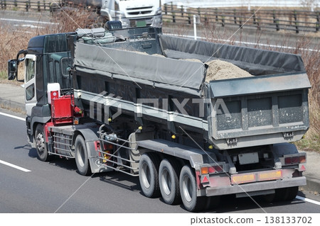 Trailer Dump Truck 138133702