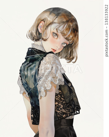 一位姿態優美、眼神迷人的女性回頭望去。 138133922