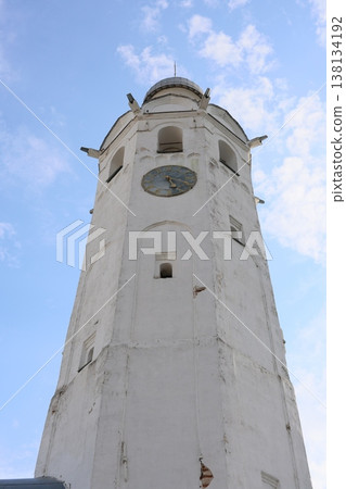 Upward perspective showing architecture and peeling paint details 138134192