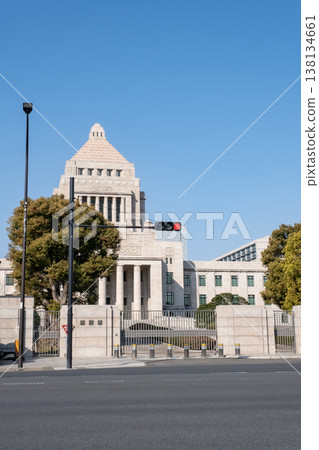 藍天映襯下的國會大廈 藍天映襯下的國會大廈 138134661