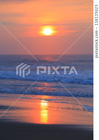 beautiful beach sunrise 138135023