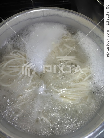 Boil udon Boil udon 138135400