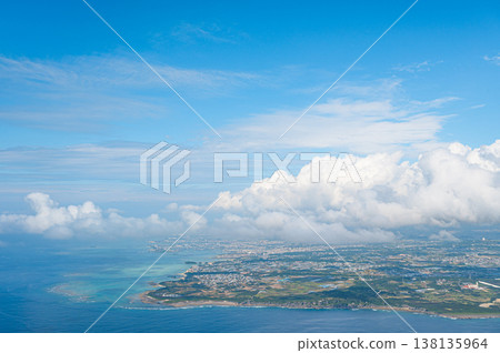 Okinawa's sea as seen from the sky: Aerial photographs 138135964