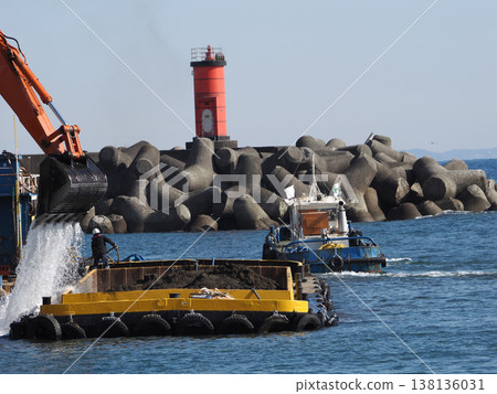Port dredging work Port dredging work 138136031