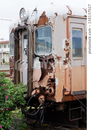 Tsugaru Railway Kiha 22 diesel railcar parked at Tsugaru Goshogawara Station 138137027