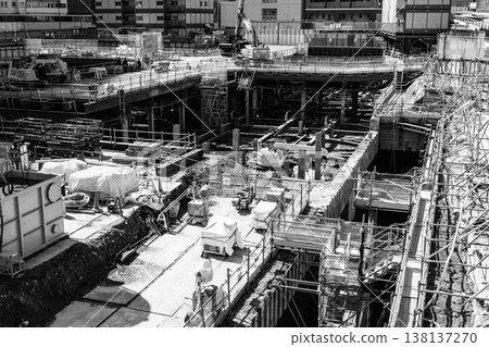 池袋某大型建築工地現場,目前正在進行重建。 2026.02 a-6 黑白照片 池袋某大型建築工地現場,目前正在進行重建。 2026.02 a-6 黑白照片 138137270