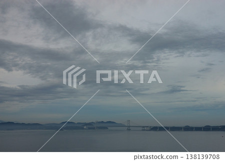 從淡路島南淡路市福倉眺望鳴門大橋 138139708