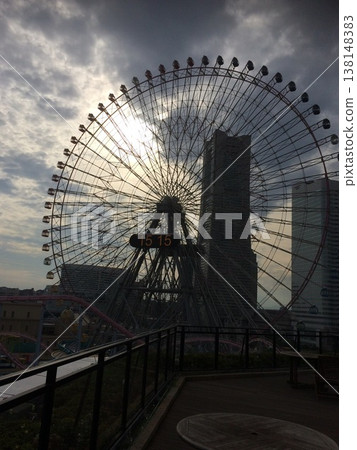 A cloudless blue sky and a Ferris wheel 138148383