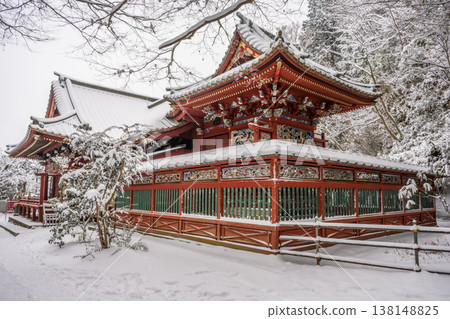Snow (Takao-san Yakuo-in Temple) Snow (Takao-san Yakuo-in Temple) 138148825