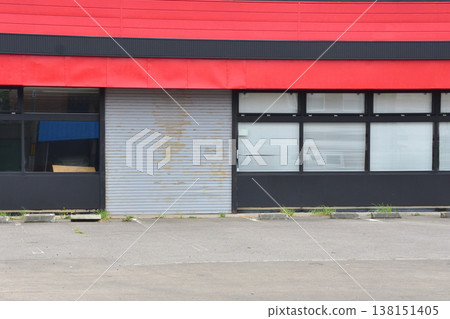 Store closed Store closed 138151405