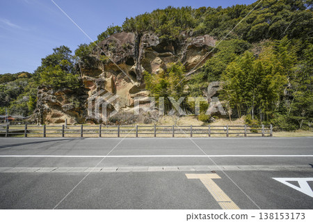 高池蟲蝕石(國家指定天然紀念物) 高池蟲蝕石(國家指定天然紀念物) 138153173