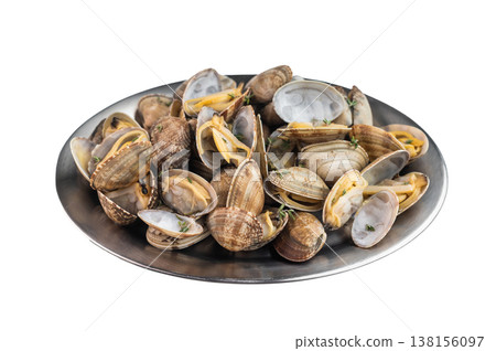 Italian vongole shellfish in ceramic plate on isolated background. Mediterranean seafood flat lay. Italian vongole shellfish in ceramic plate on isolated background. Mediterranean seafood flat lay. 138156097
