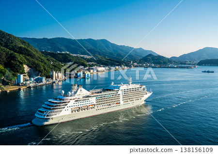 Nagasaki Port Passenger Ship Departure (Silver Moon) from Megami Bridge [Nagasaki City] 138156109