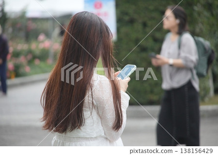 女子 女子 138156429