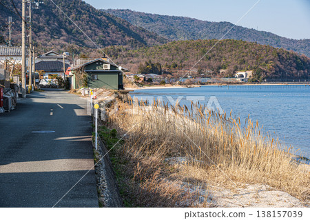 滋賀縣大津市北小松琵琶湖岸線風景 138157039