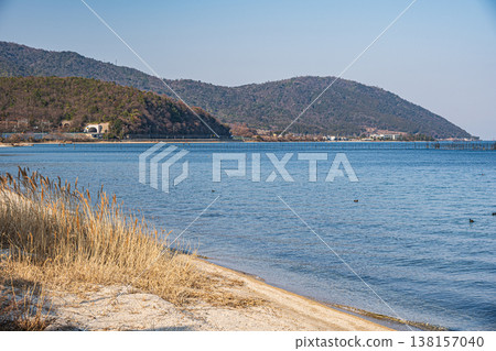 滋賀縣大津市北小松琵琶湖岸線風景 138157040