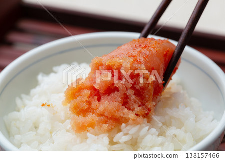 米飯和辛辣明太子 138157466