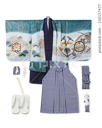 一套正式的和服和袴。 138157477