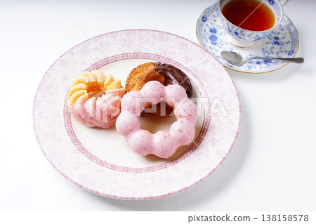 Delicious donuts Delicious donuts 138158578