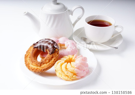 Delicious donuts Delicious donuts 138158586