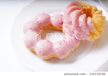 Delicious donuts Delicious donuts 138158596