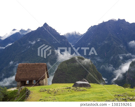 馬丘比丘和小屋 馬丘比丘和小屋 138159261