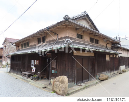 花井家住宅主樓:高砂市註冊有形文化財產,化肥批發商,兩層聯排別墅。 花井家住宅主樓:高砂市註冊有形文化財產,化肥批發商,兩層聯排別墅。 138159871