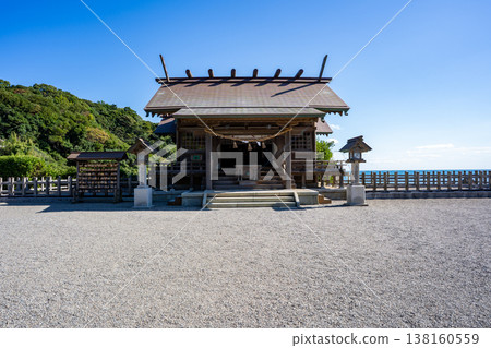 The main hall of Omi Shrine (Hyuga City) The main hall of Omi Shrine (Hyuga City) 138160559