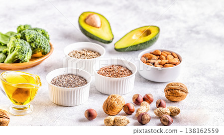 Vegan sources of omega 3 and unsaturated fats. 138162559