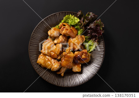 Young chicken thigh meat, teriyaki style 138170351