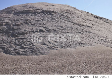 荒涼的土地 138170825