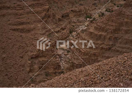 Rock texture background, natural stone surface, abstract cracked desert rocks pattern 138172854