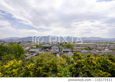 Panoramic view of traditional house of the old town Lijiang, China. Dayan, commonly called the Old Town of Lijiang. Look from Lion Hill. Panoramic view of traditional house of the old town Lijiang, China. Dayan, commonly called the Old Town of Lijiang. Look from Lion Hill. 138173411